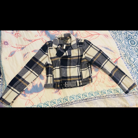 💙💛🤍 NWT STOOSH PLAID JACKET 💙💛🤍 - Picture 2 of 8
